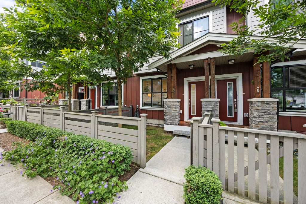 Photo of 13260 236 Street #41, Maple Ridge, BC V4R 0G6 (MLS # R3138489)