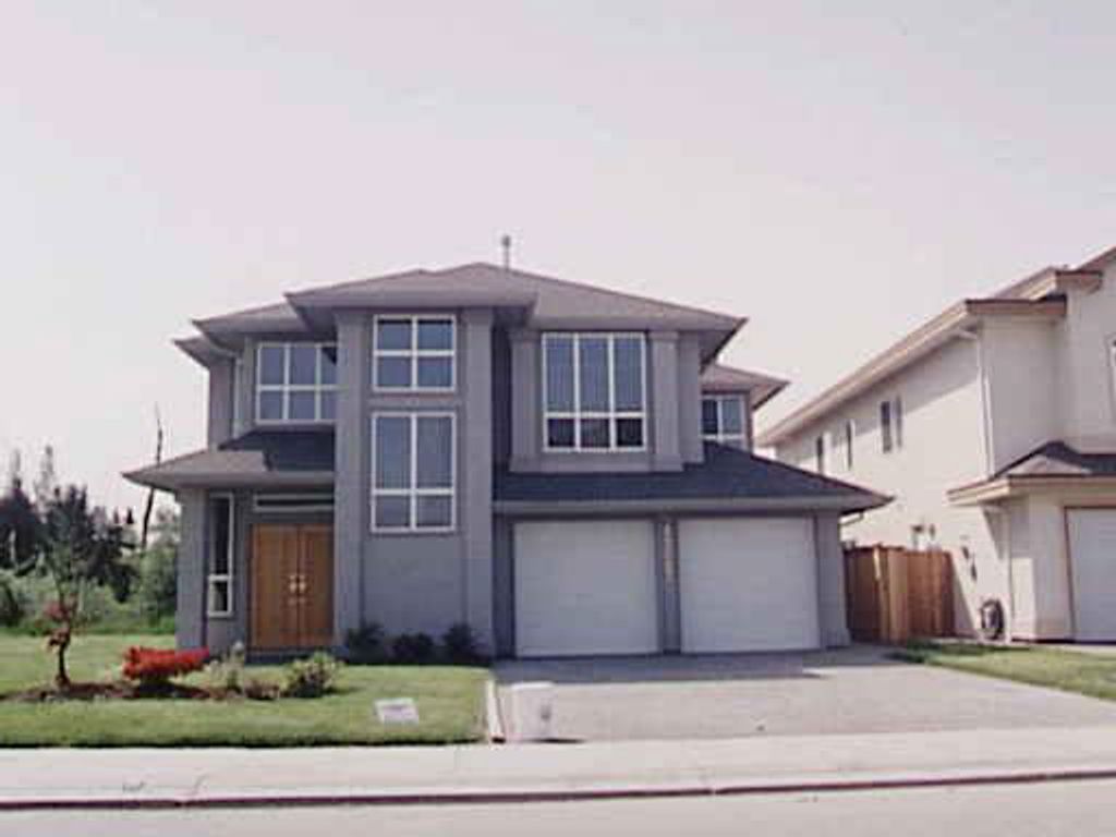 listing image 1107513107292470584