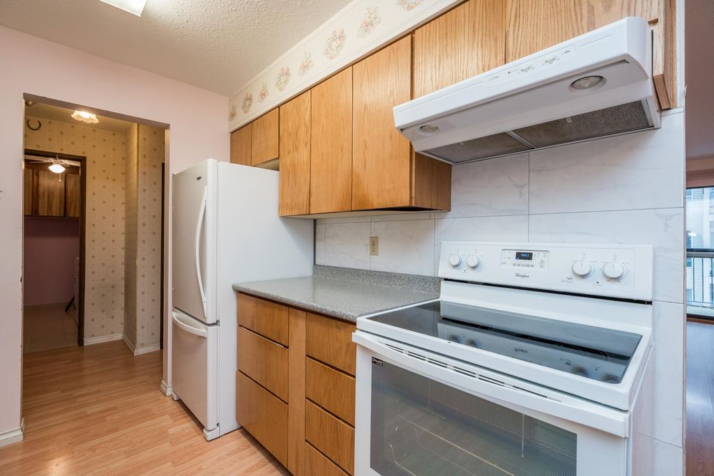listing image 1101489826280293186