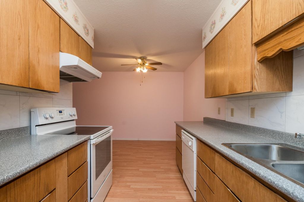 listing image 1106317528264272030