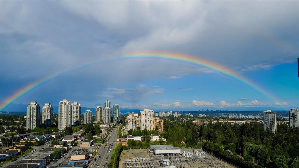 6659 Southoaks Crescent 2101