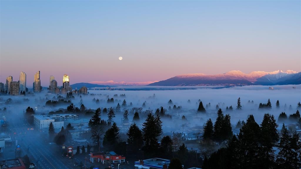 6659 Southoaks Crescent 2101