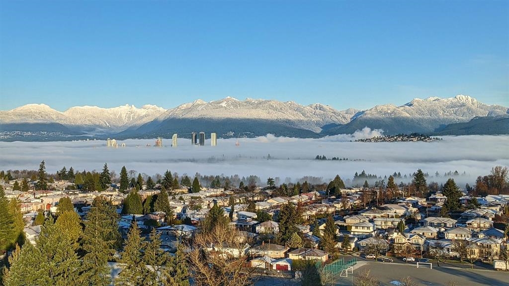 6659 Southoaks Crescent 2101