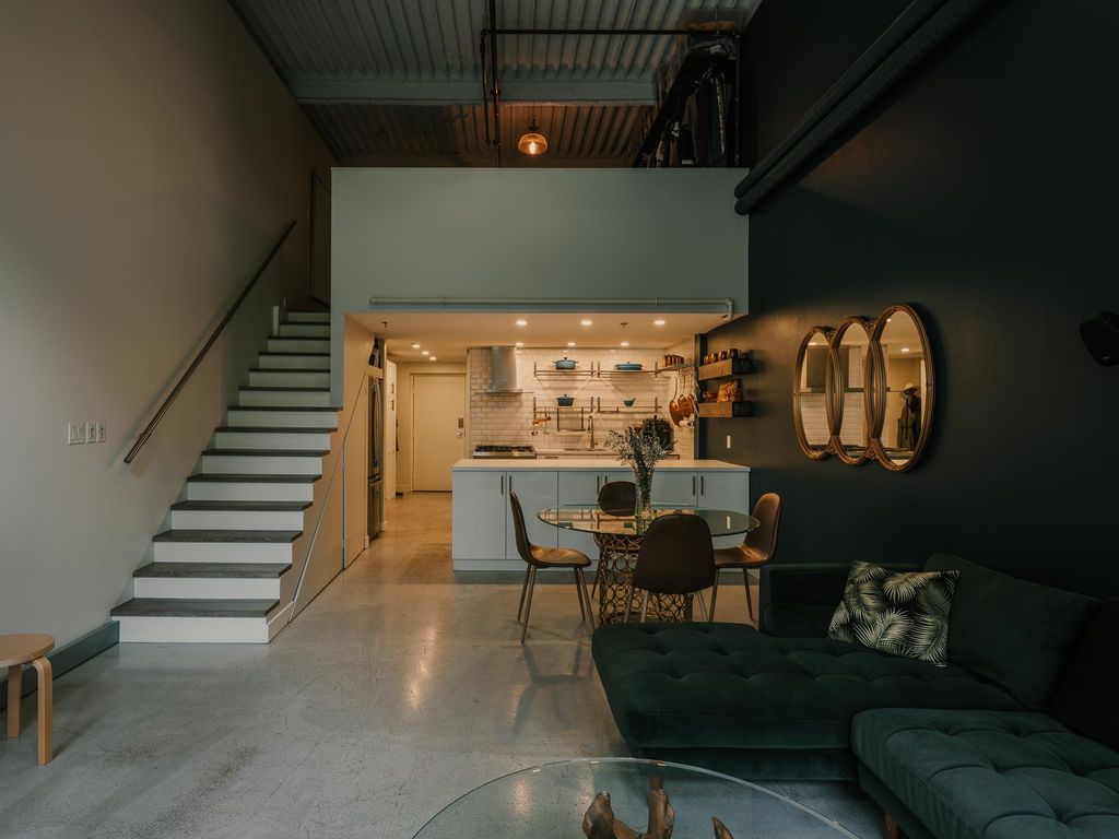 listing image 1106210251953531536