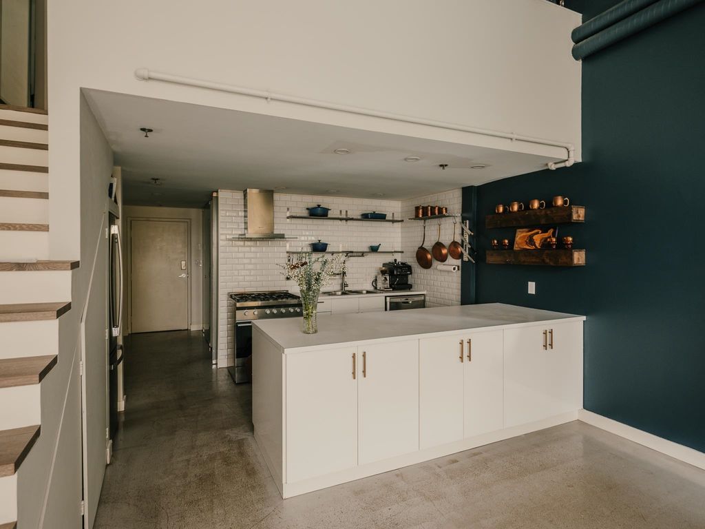 listing image 1107796920649463434