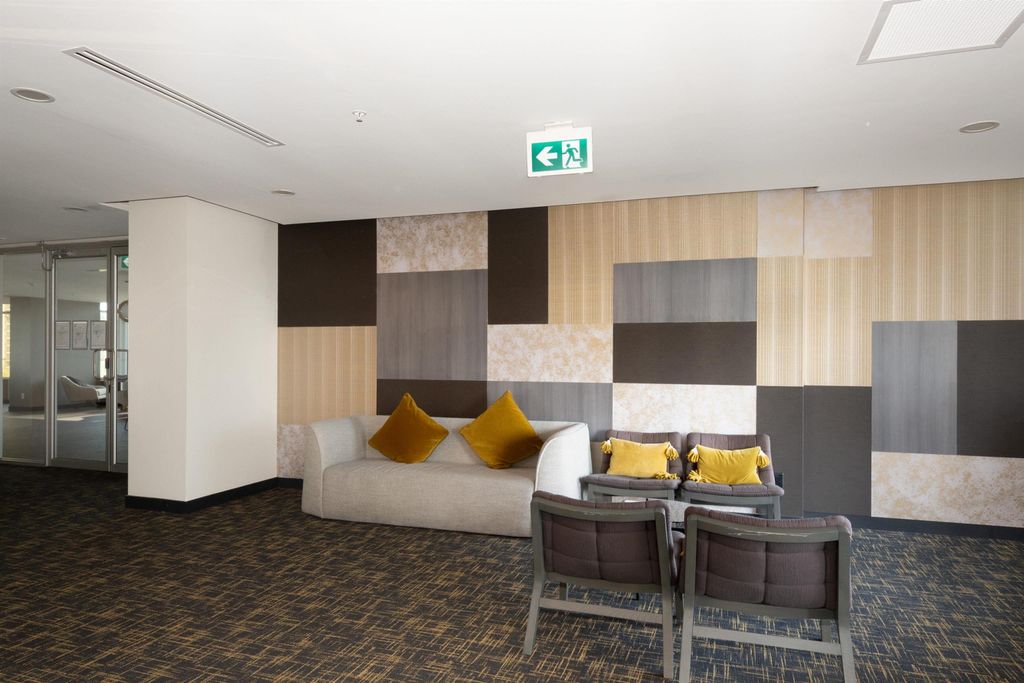 listing image 1105993460107449287