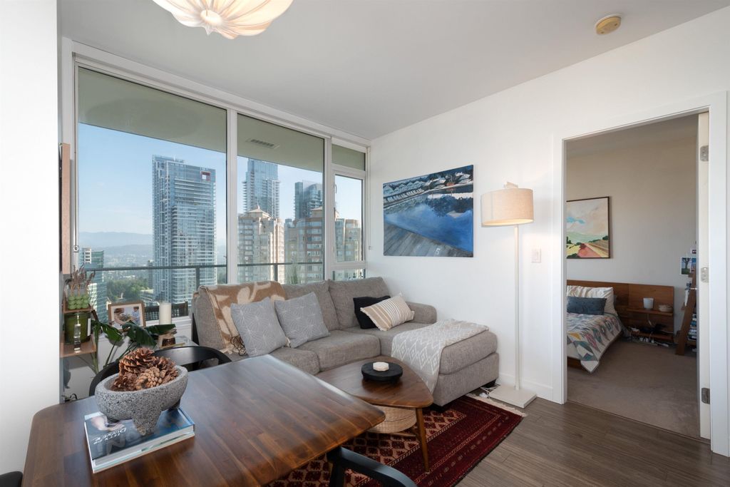 listing image 1105792034200736276