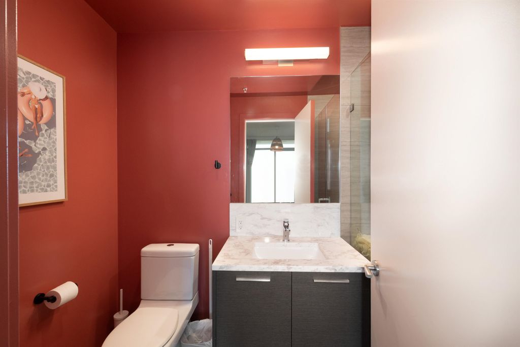 listing image 1106804792553667206