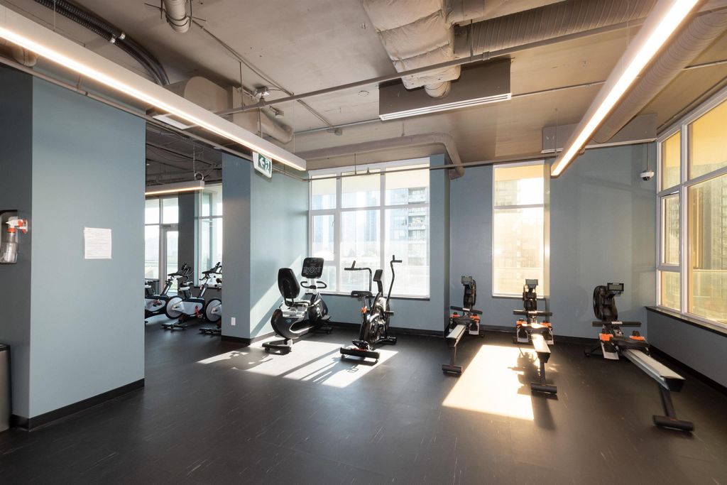 listing image 1104875030075563347