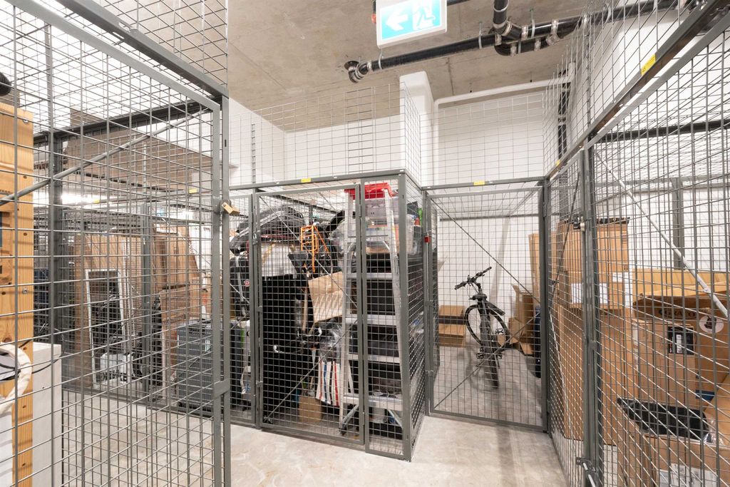 listing image 1108654323185861070