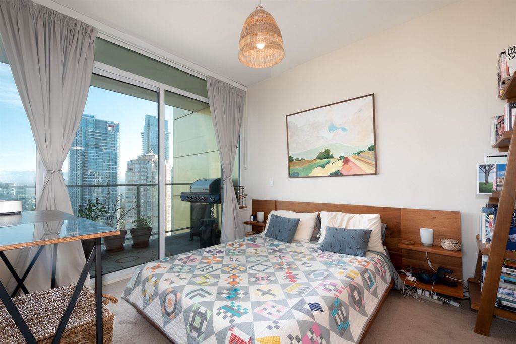 listing image 1106459445102112330