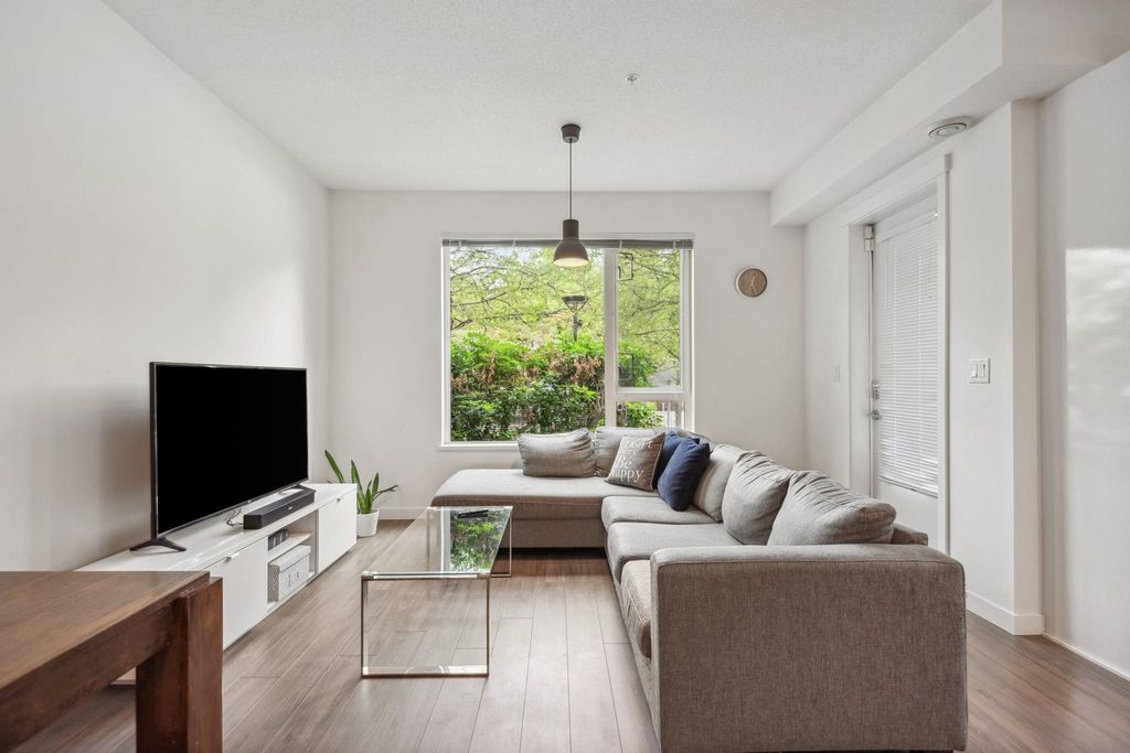 listing image 1101033294394727273