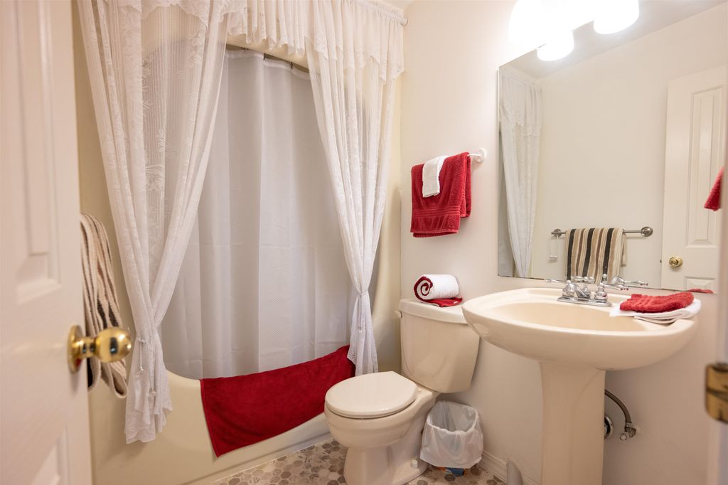 listing image 1104986568995340006