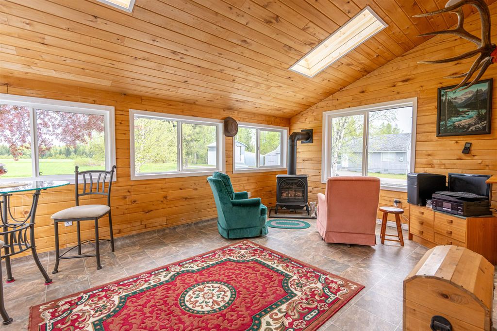 listing image 1107651524603144997