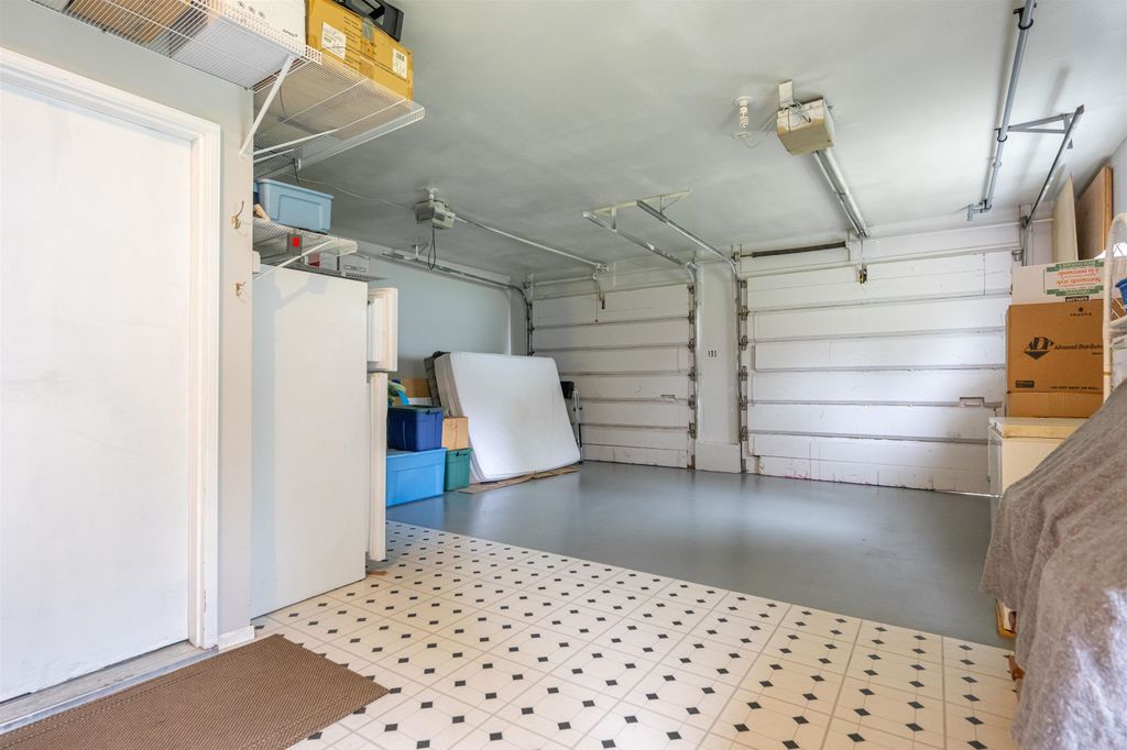 listing image 1106569044919571347