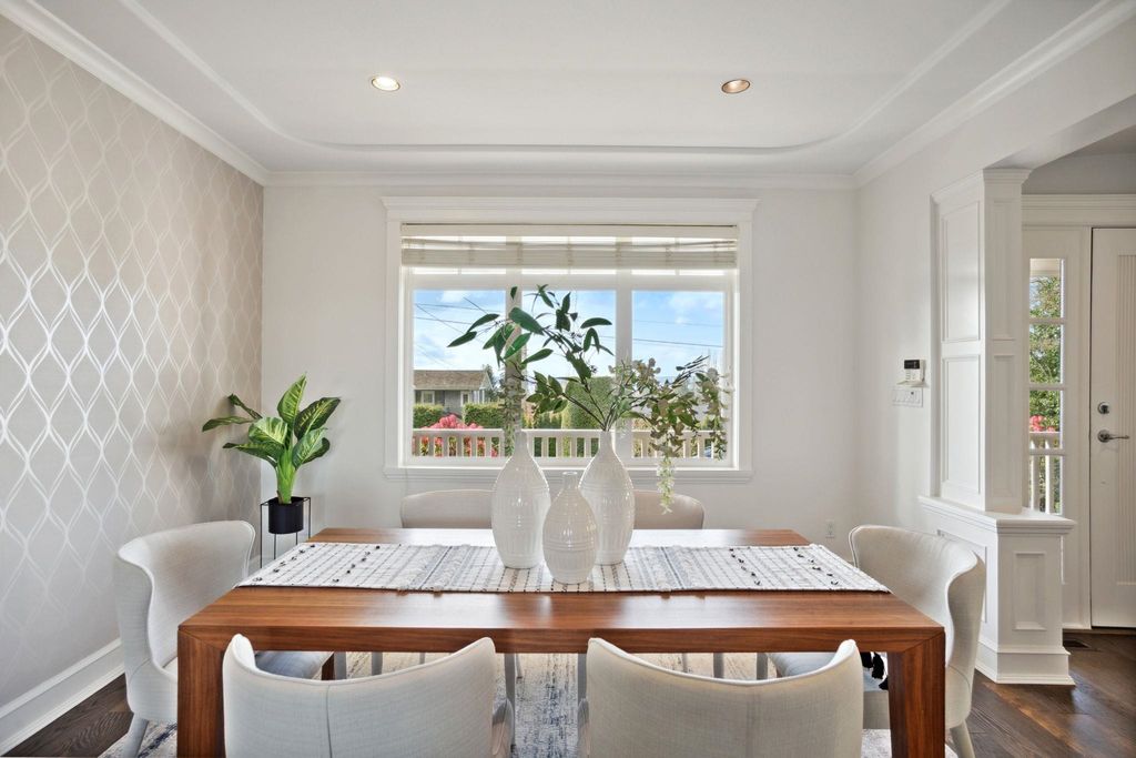 listing image 1102403119944817206