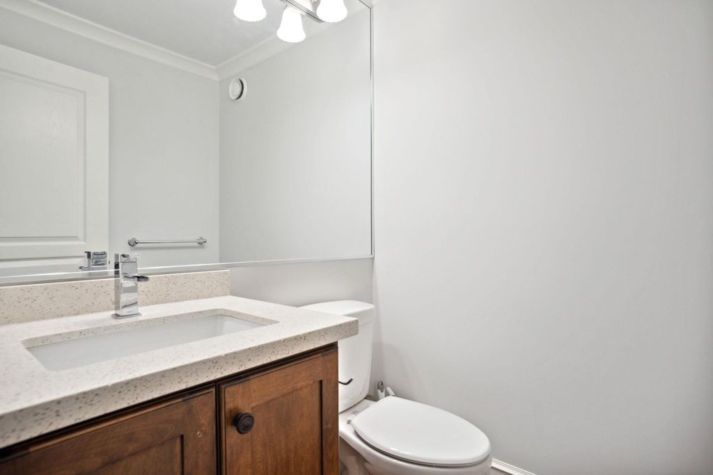 listing image 1103739992953659219