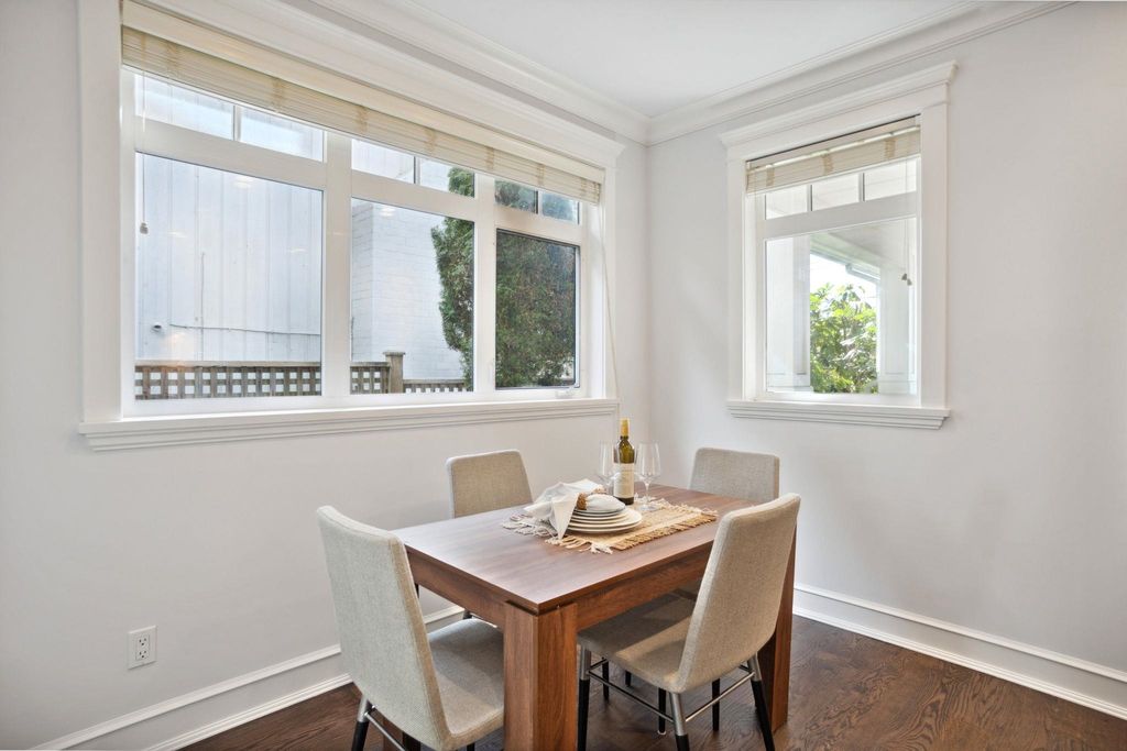 listing image 1109569029594085021