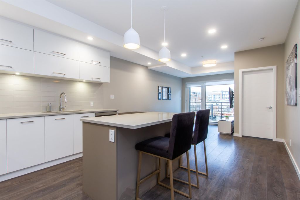 listing image 1106332890646755211