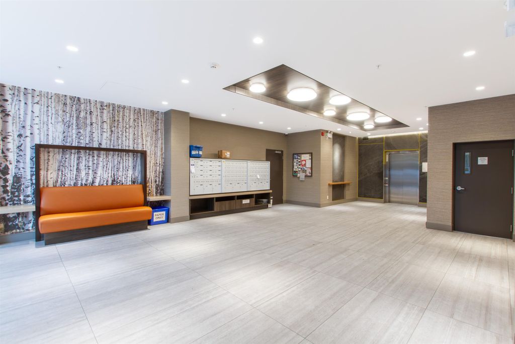 listing image 1106587455535182158