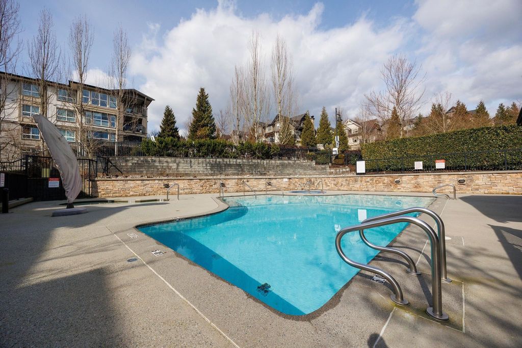 listing image 1105371544243038368