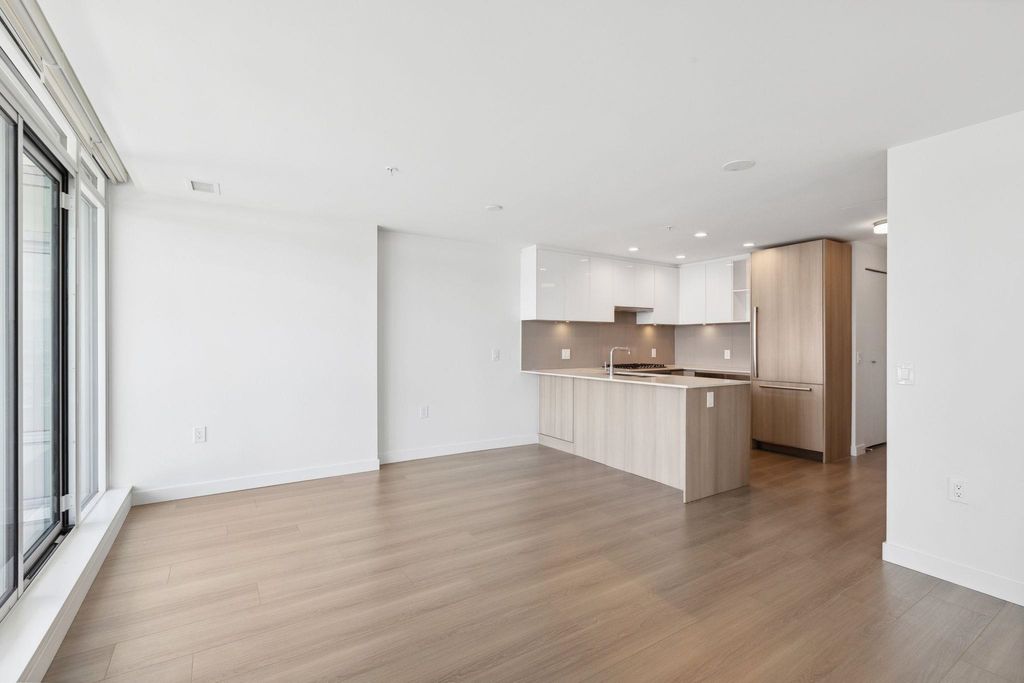 listing image 1106468310606129334
