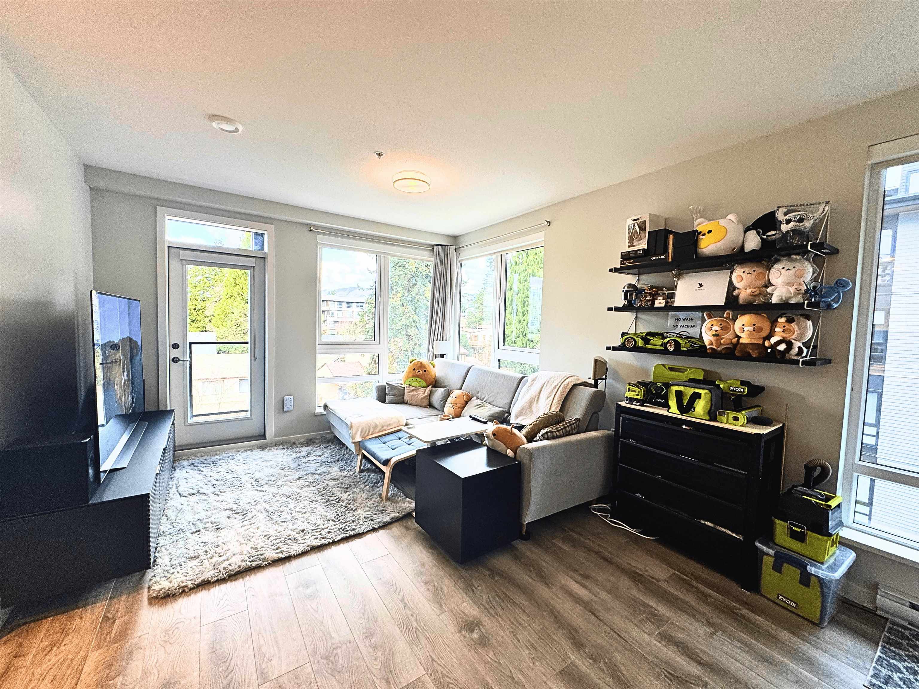 615 Cottonwood Avenue 420