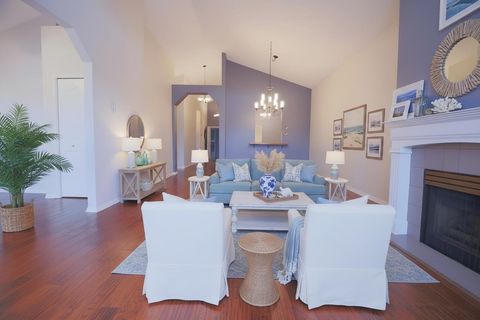 4955 River Road 321 Delta BC V4K 4V9