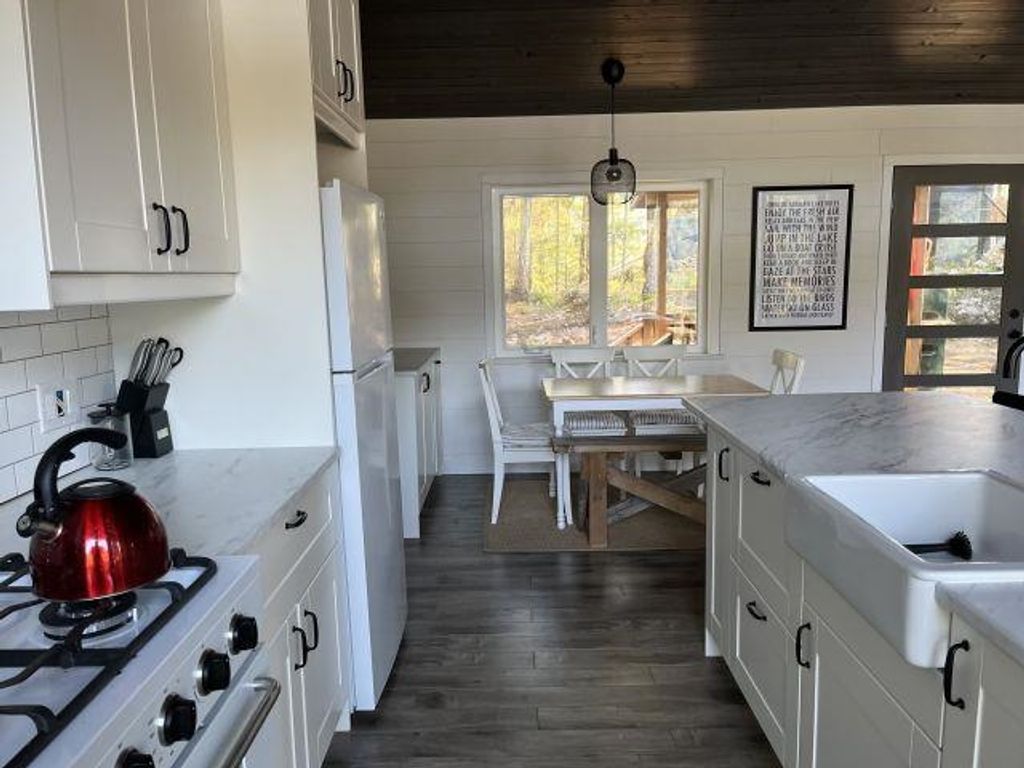 listing image 1107593056794052084