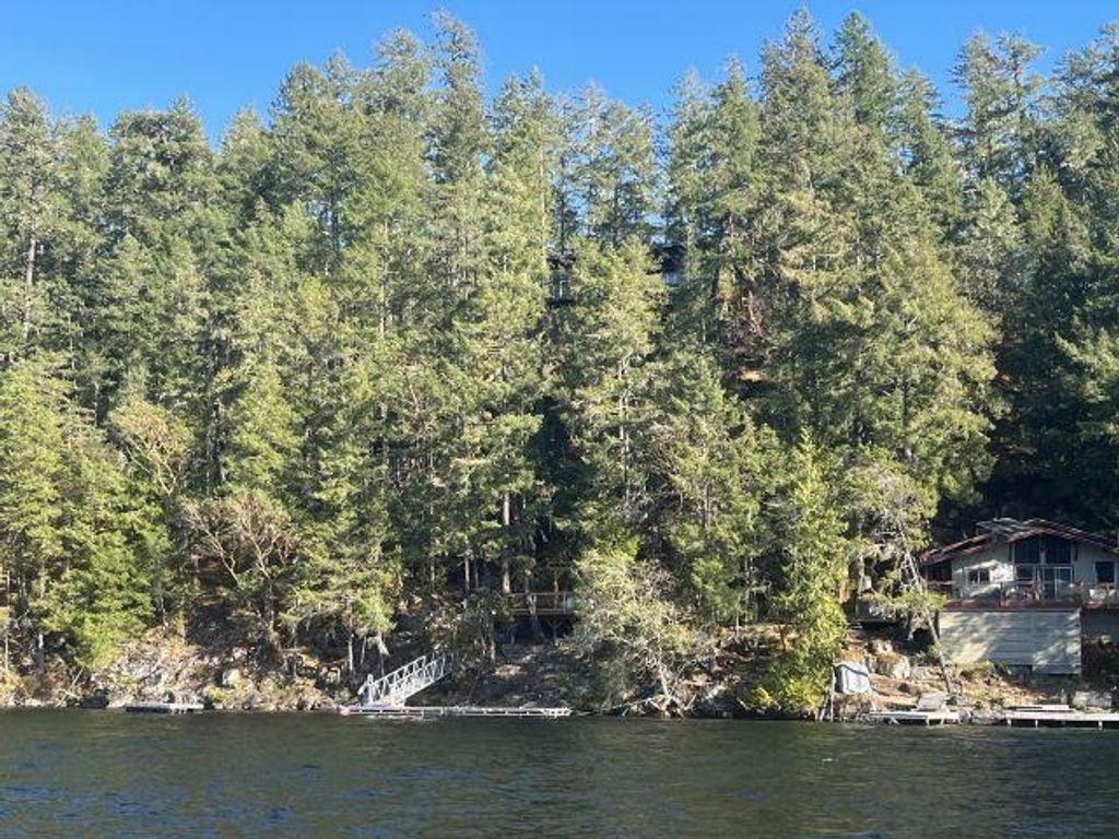listing image 1106516093705947343