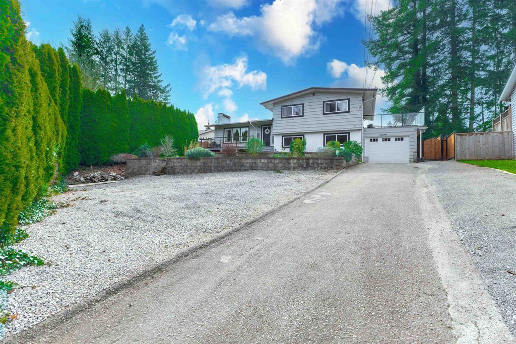 Photo of 20290 Grade Crescent, Langley, BC V3A 4J6 (MLS # R3101588)