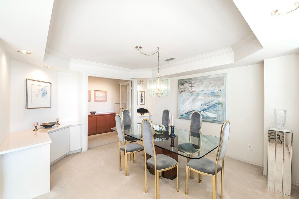 listing image 1101893519419516972