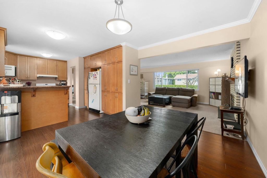 listing image 1103895205161019987