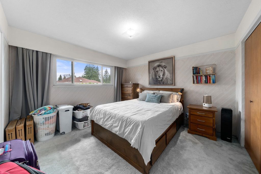 listing image 1103311392372737174