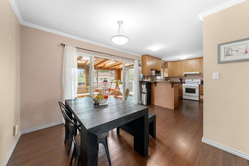 listing image 1109923245255368656