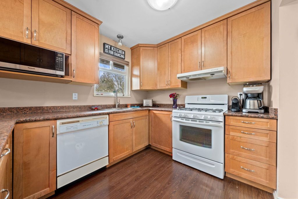 listing image 1108867191358586556