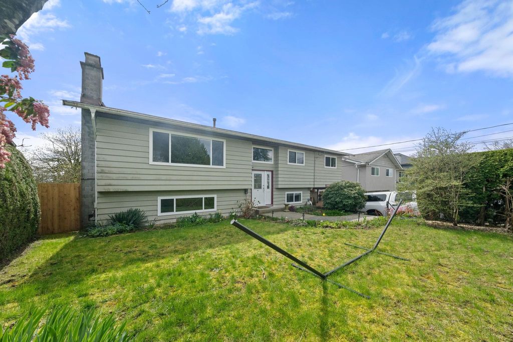 listing image 1100615350614084639