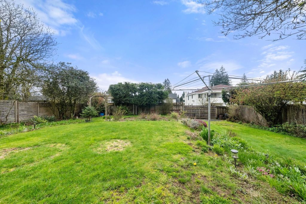 listing image 1104052774048288244