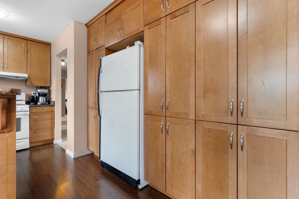 listing image 1103183436539208228