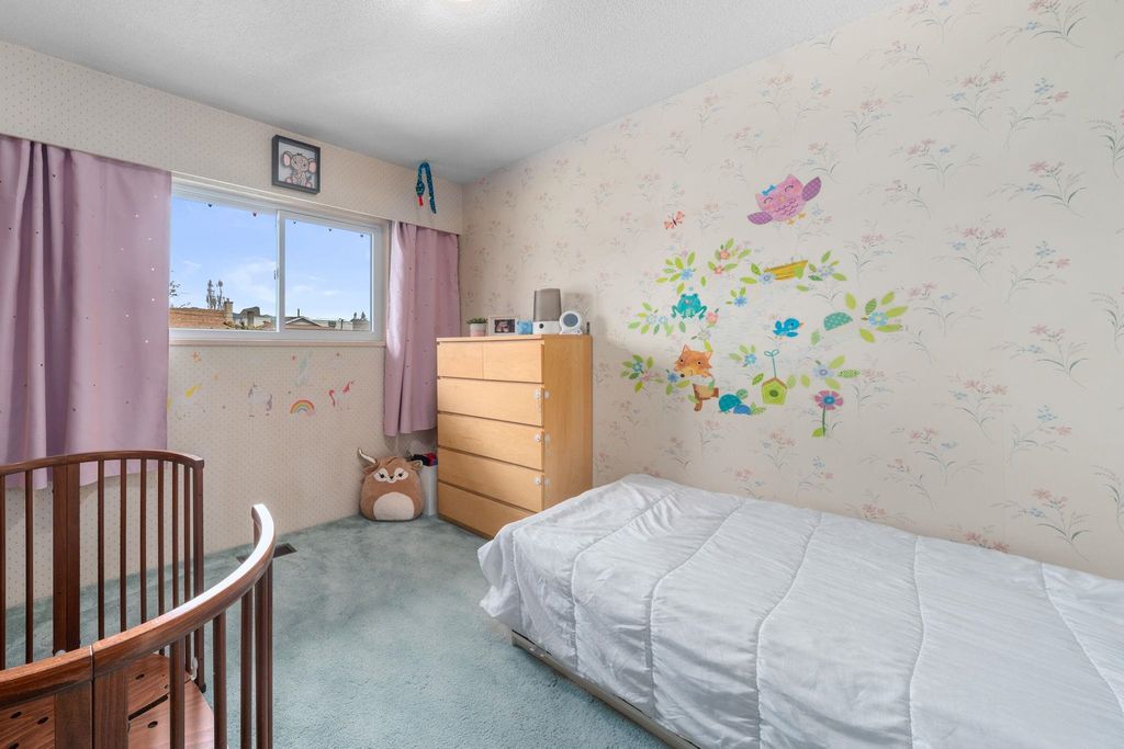 listing image 1100663524792865950