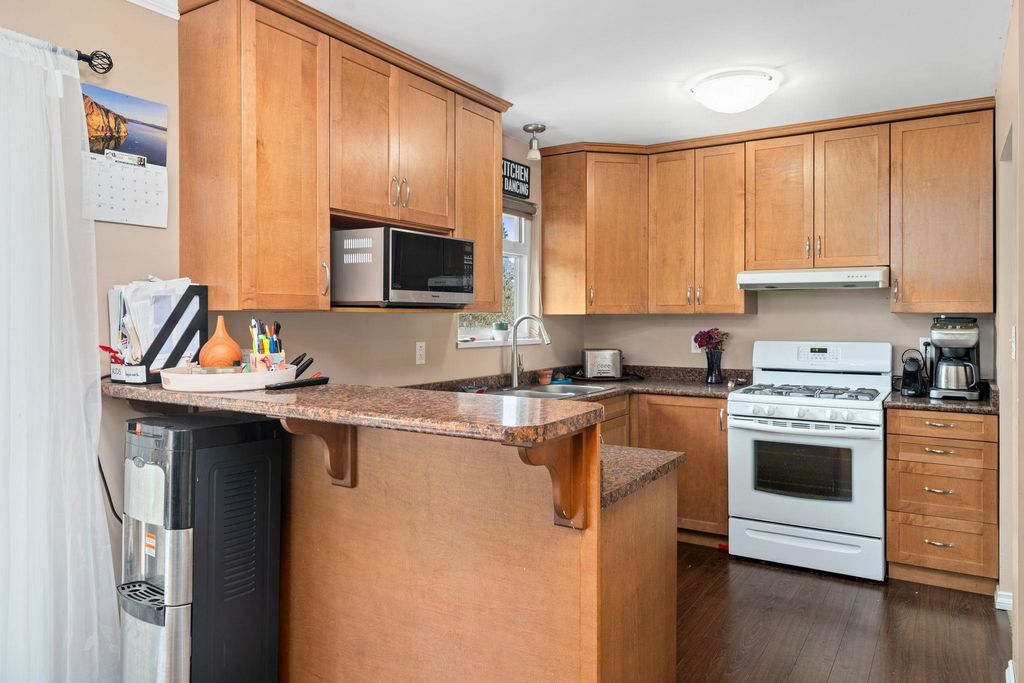 listing image 1103176799882388923