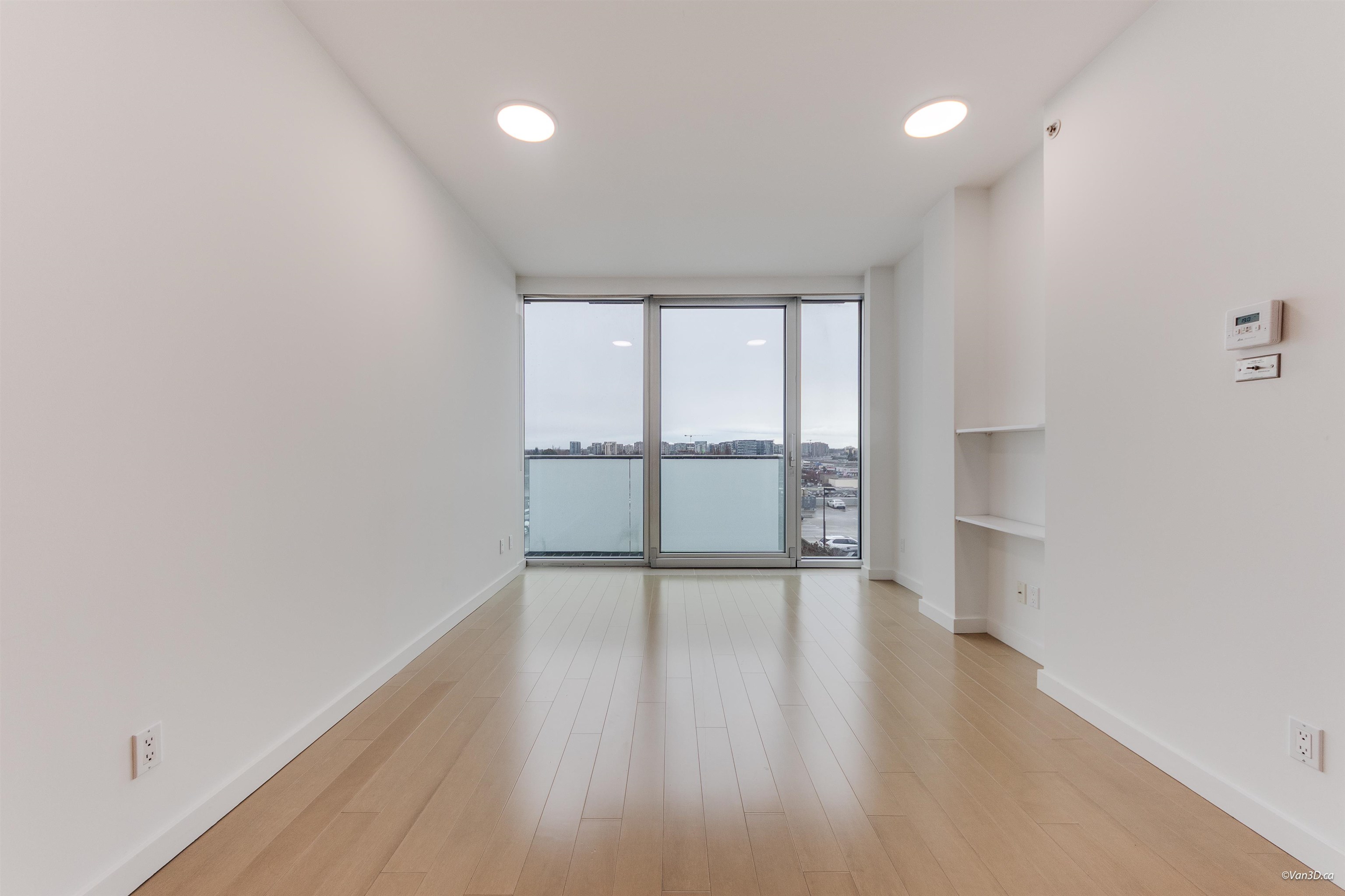 8080 Cambie Road 823