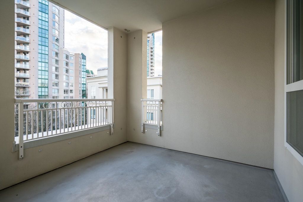 listing image 1100041884050157190