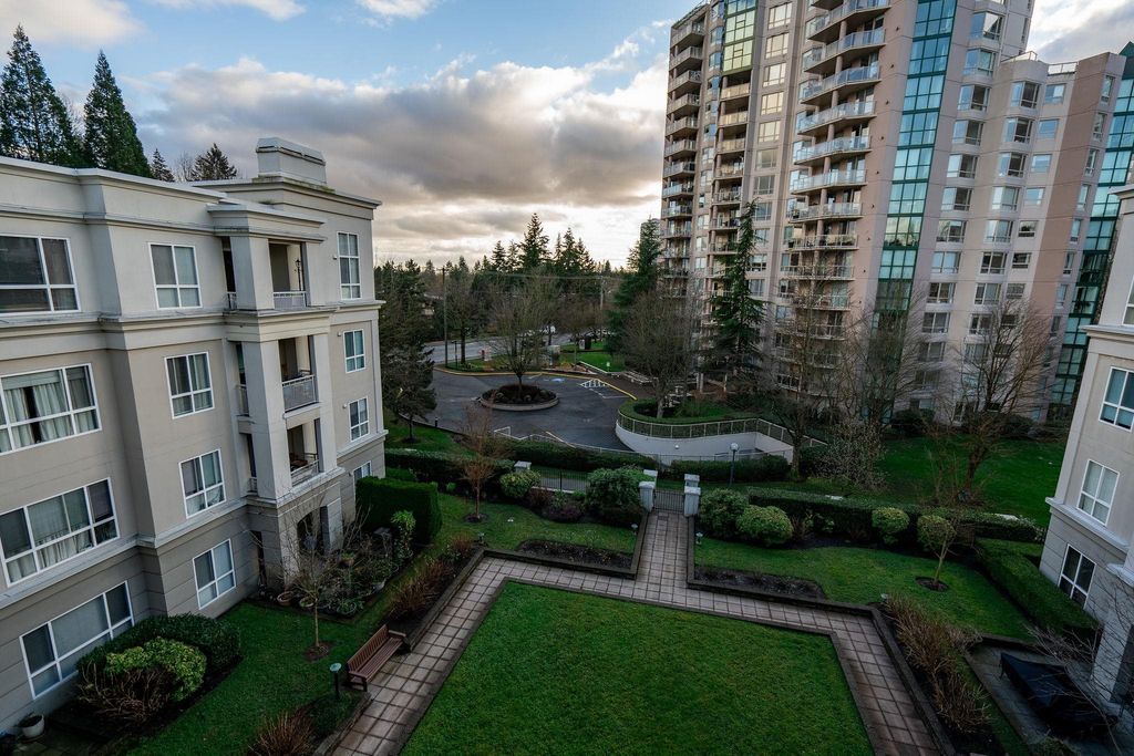 listing image 1107852482588591552