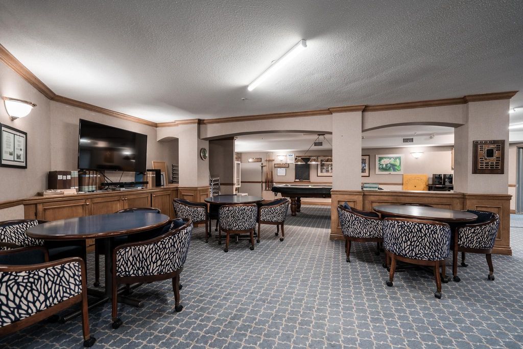 listing image 1107179235319318315