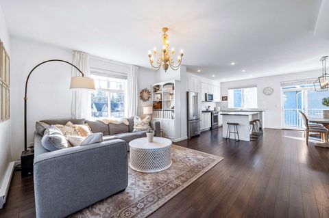 127 172 Street 4 Surrey BC V3Z 0W9