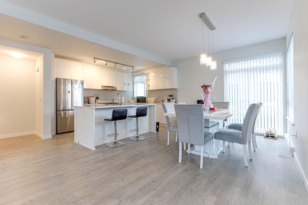 listing image 1105000260845463345