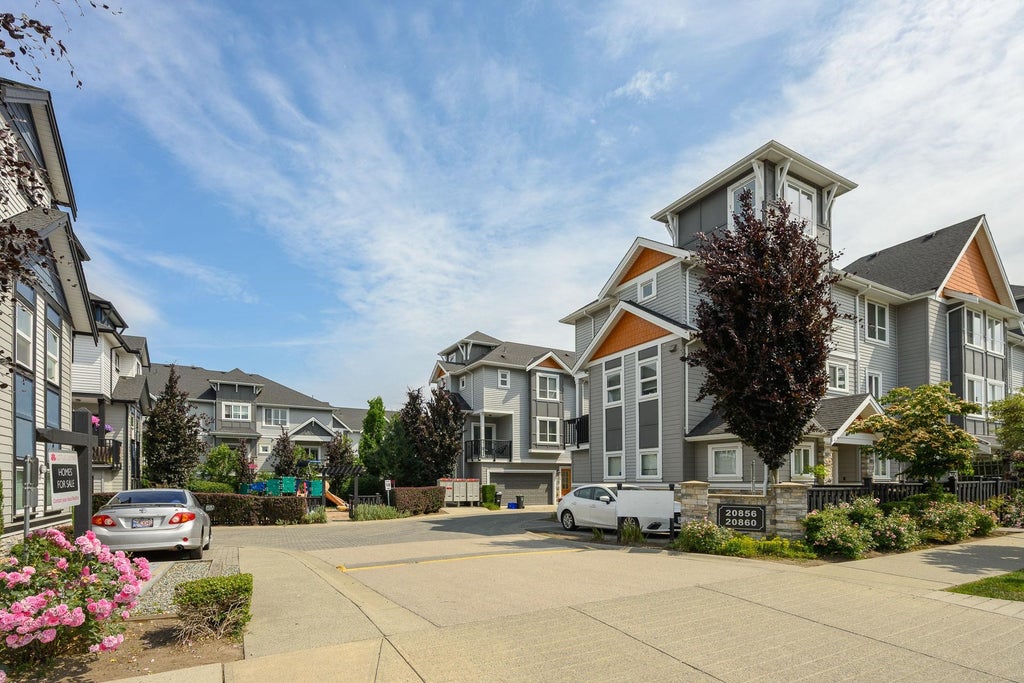 Photo of 20860 76 Avenue #51, Langley, BC V2Y 0S8 (MLS # R3170843)
