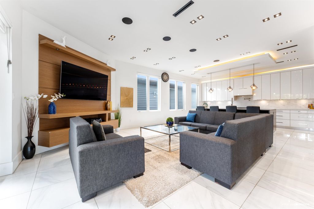 Photo of 10078 Mary Drive, Surrey, BC V3V 3B7 (MLS # R3114715)