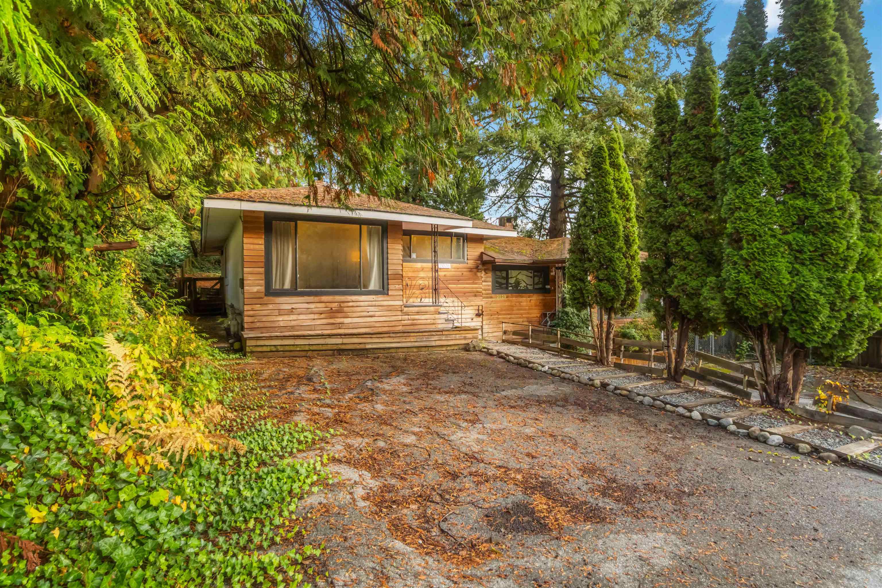 2028 Columbia Street 2026